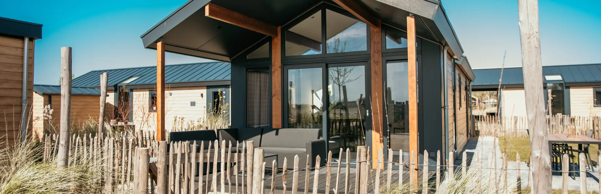 Vooraanzicht zeester chalet De Zeeuwse Kust