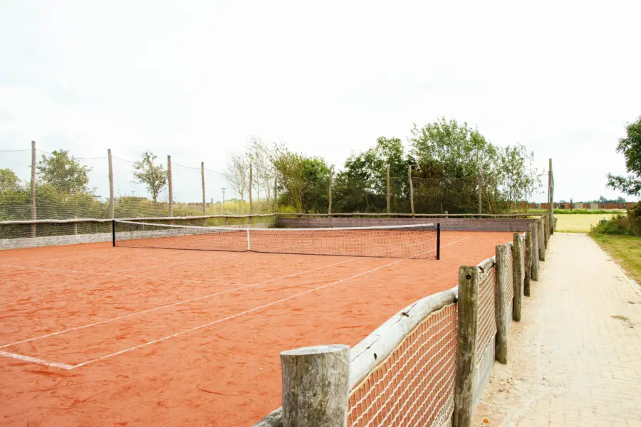 Tennisbaan in Renesse