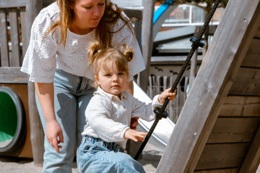 Speeltuin ook voor de kleine kinderen