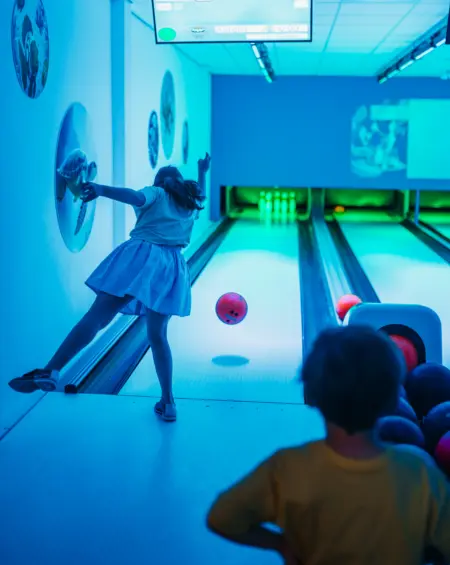 DZK bowling 2147