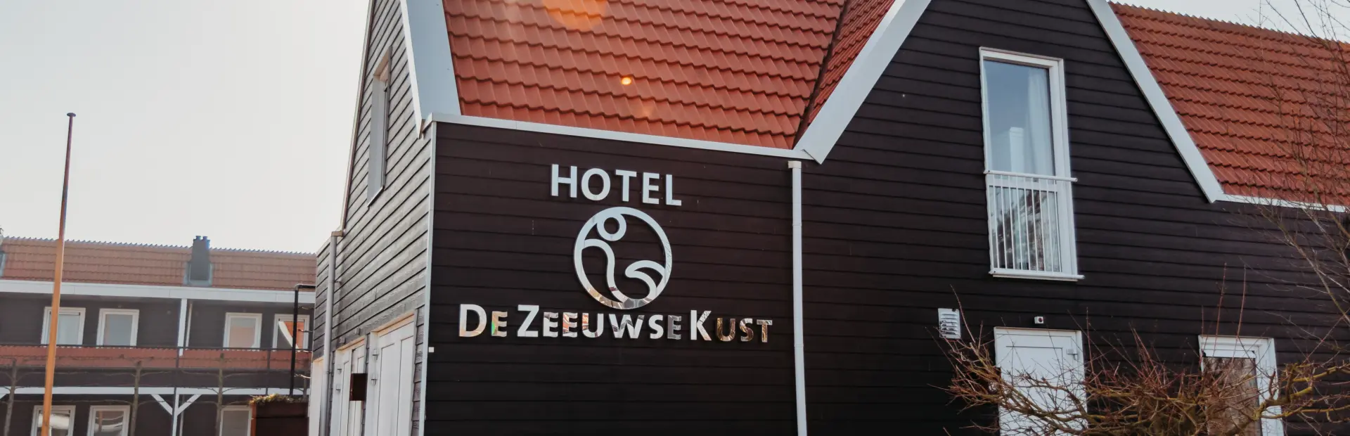 DZK Hotel 6