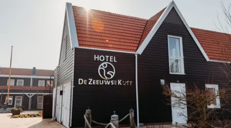 DZK Hotel 6