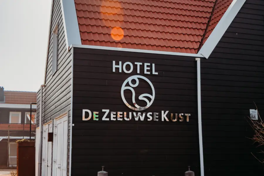 DZK Hotel 5