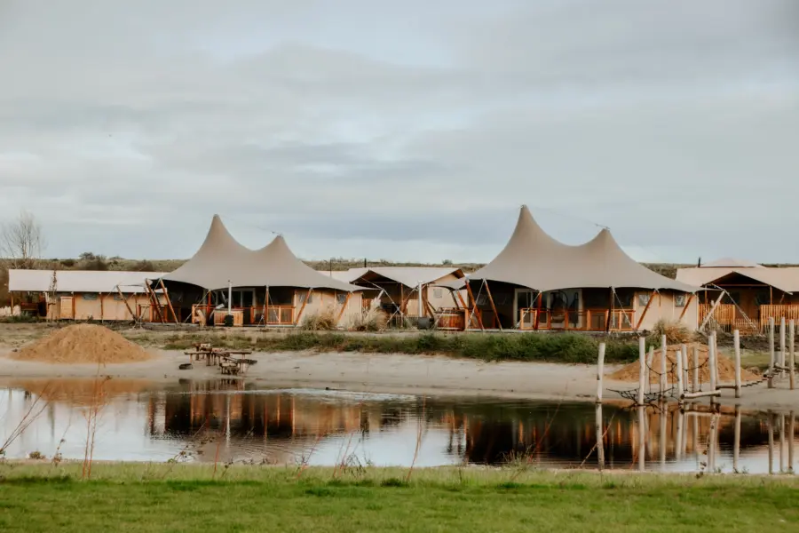 Zwemvijver op Strandpark De Zeeuwse Kust