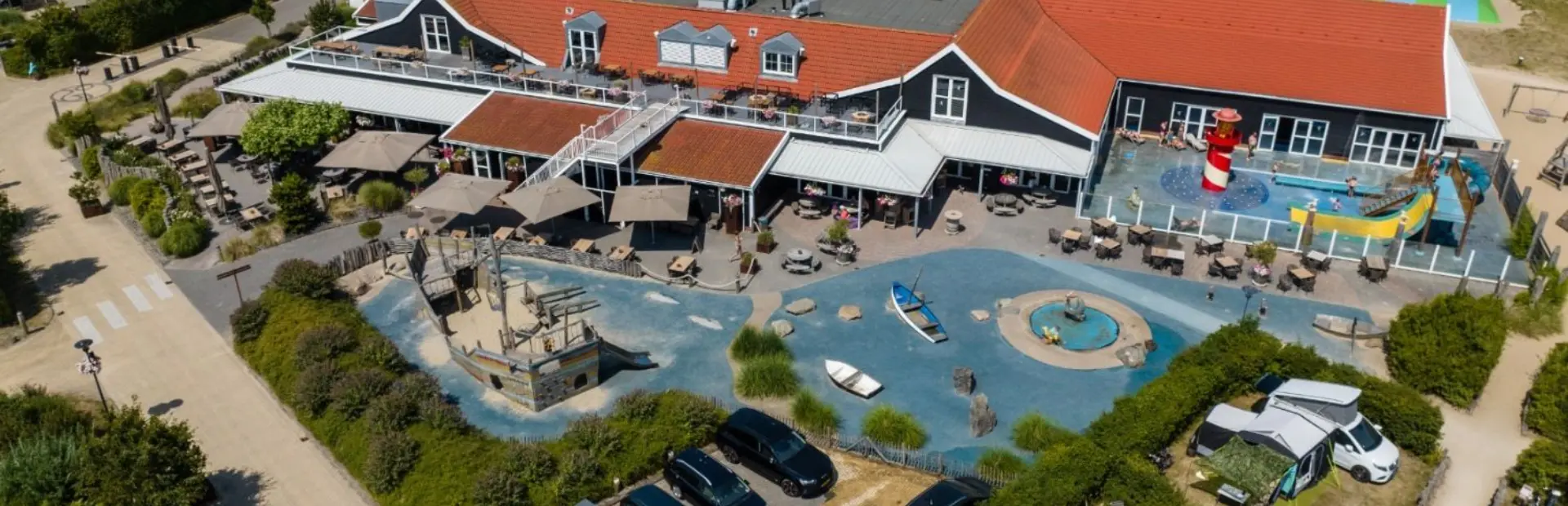 Hotel aan het strand