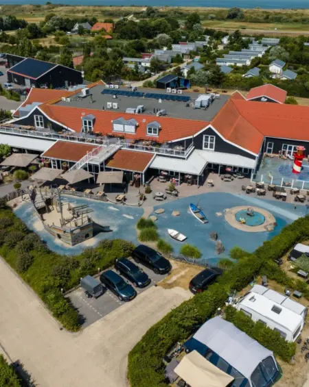 Hotel aan het strand